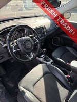 2017 Compass Thumbnail 17