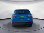 2022 Compass Thumbnail 5