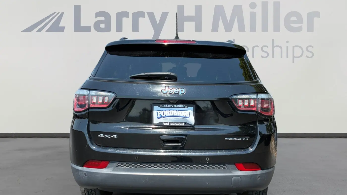 2017 Jeep Compass Sport