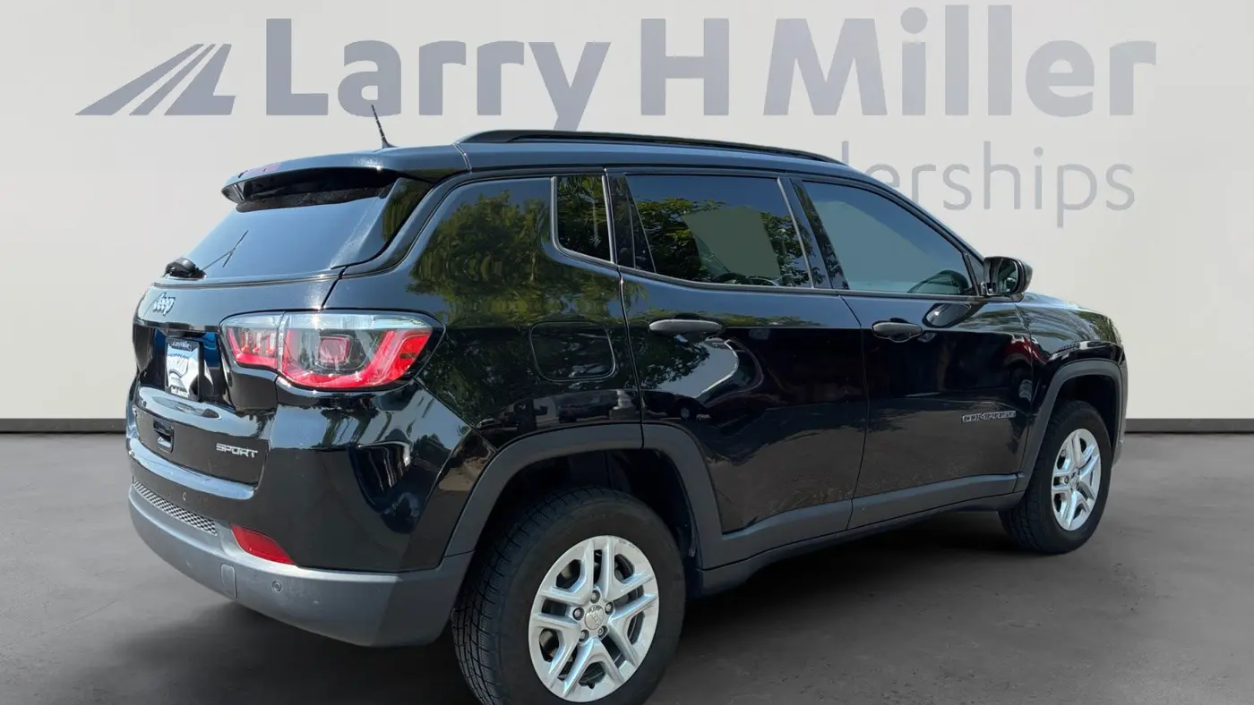 2017 Jeep Compass Sport