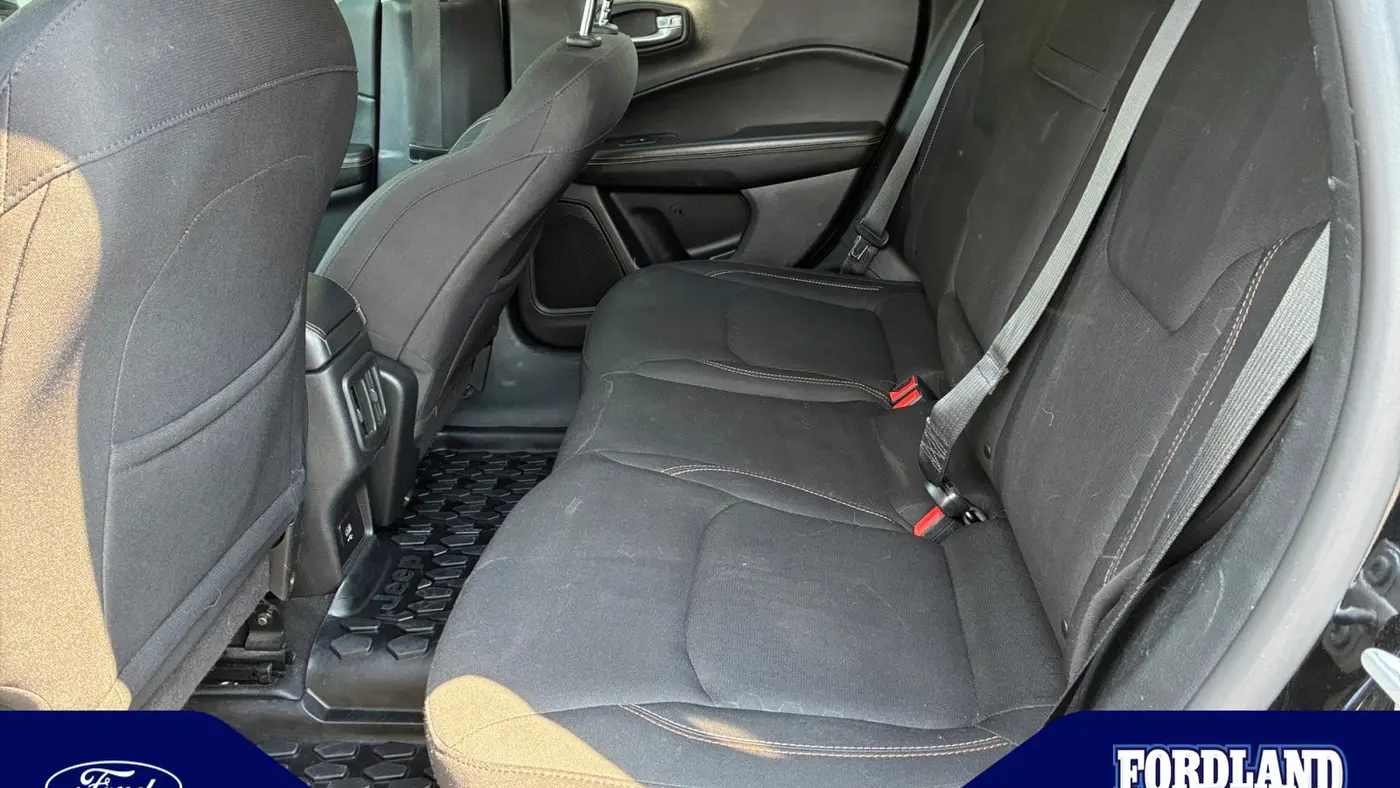 2017 Jeep Compass Sport