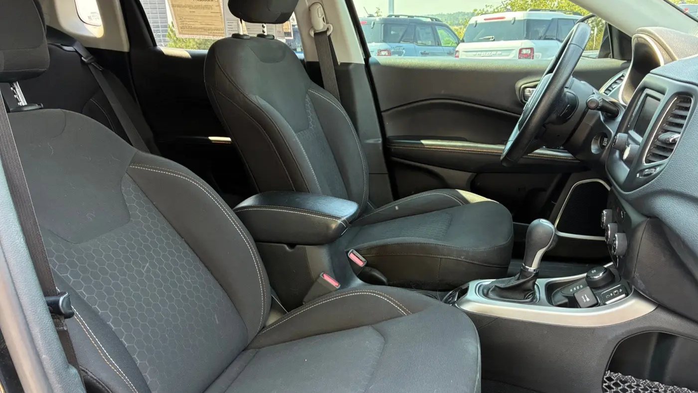 2017 Jeep Compass Sport
