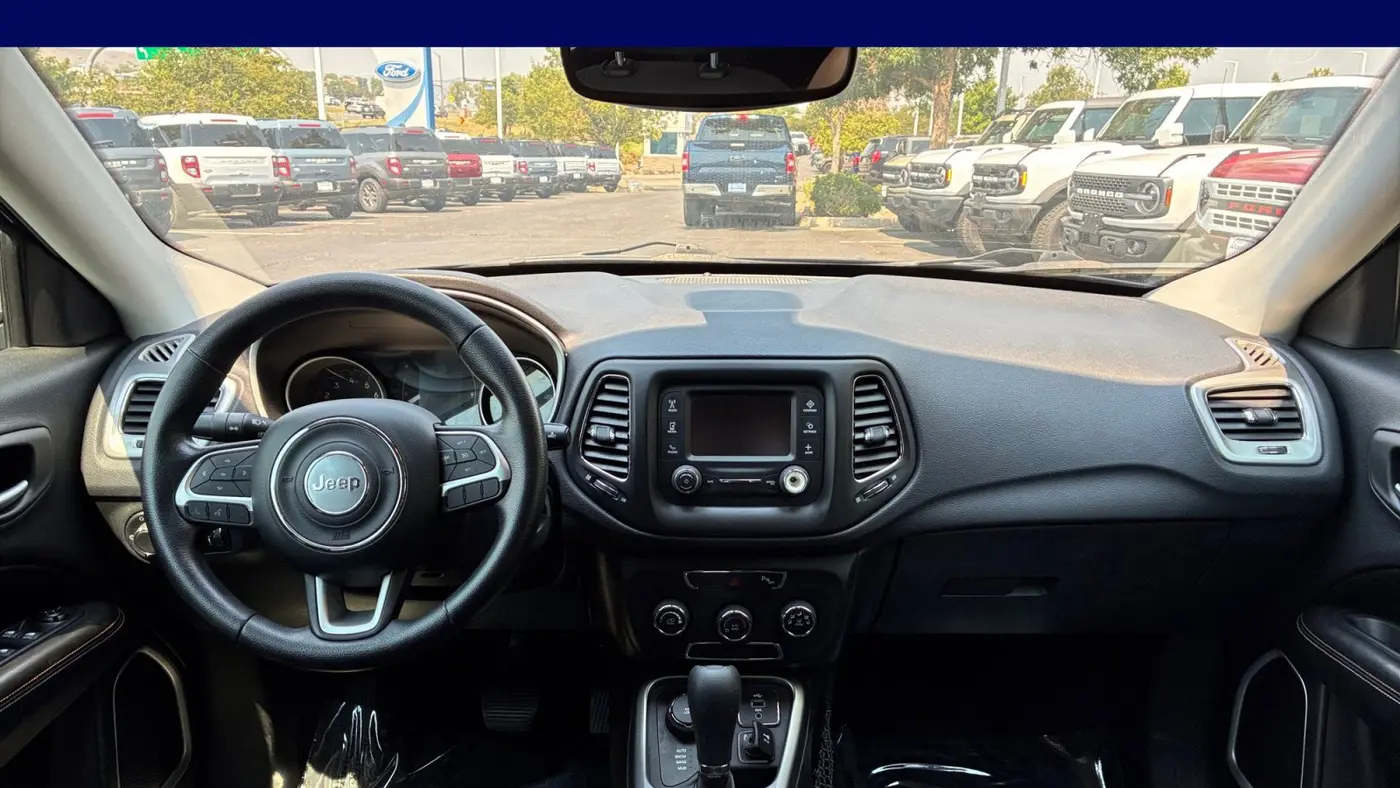 2017 Jeep Compass Sport