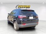 2017 Compass Thumbnail 5