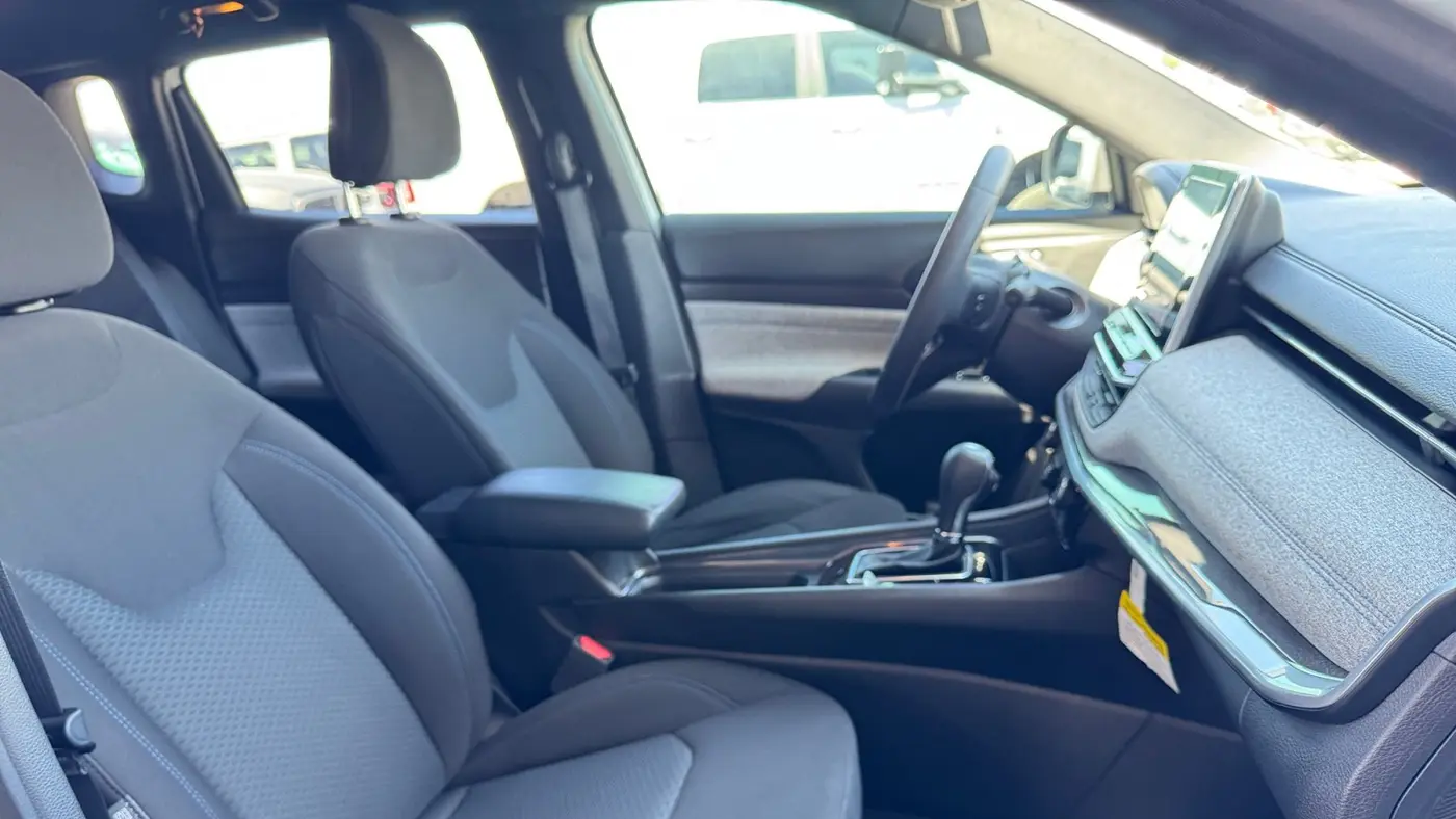 2025 Jeep Compass Sport