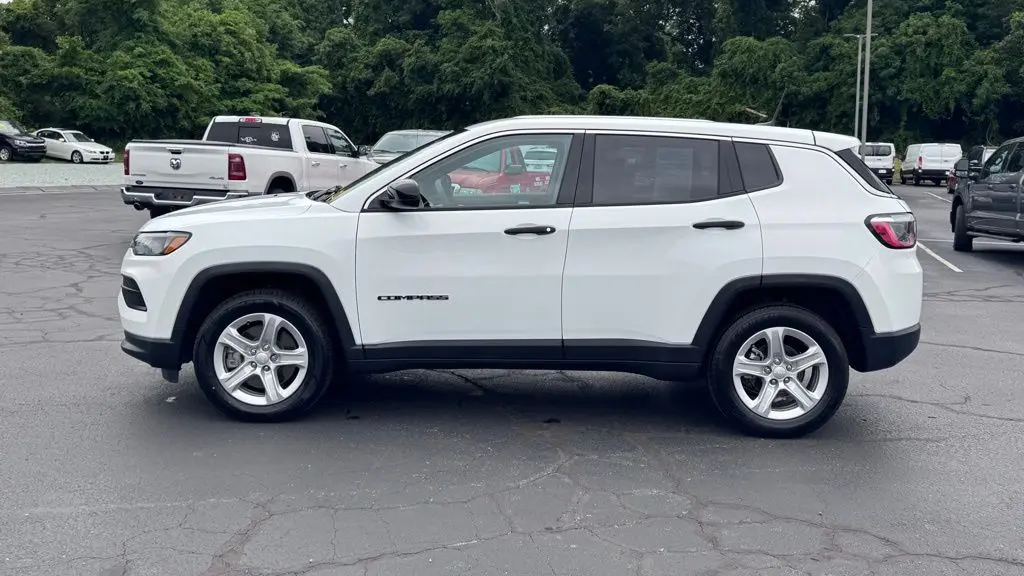 2023 Jeep Compass Sport