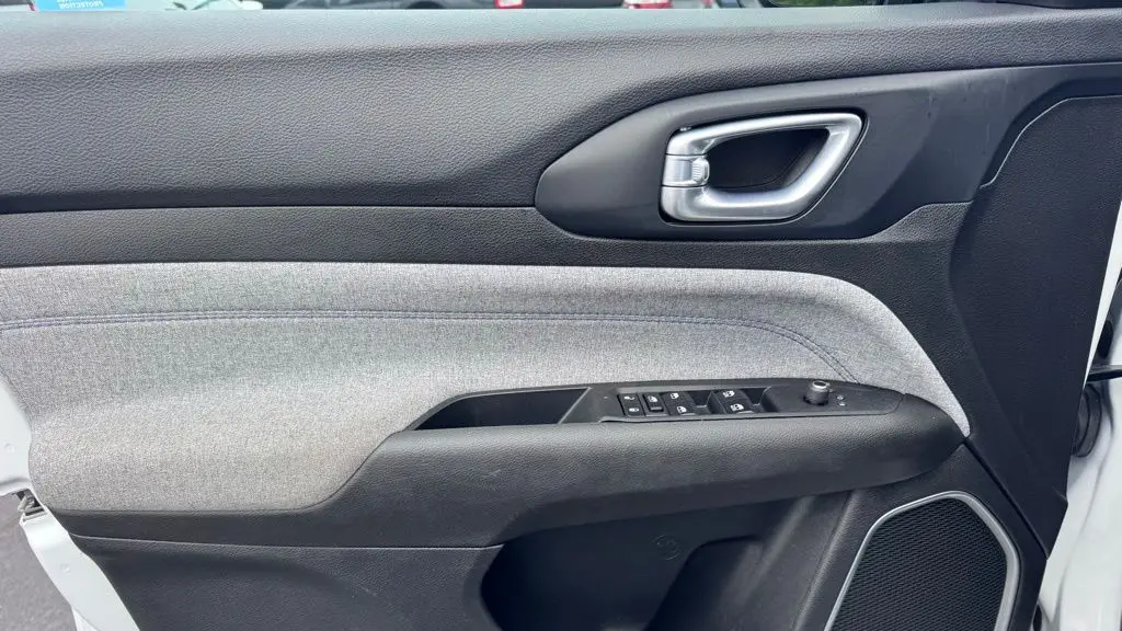 2023 Jeep Compass Sport