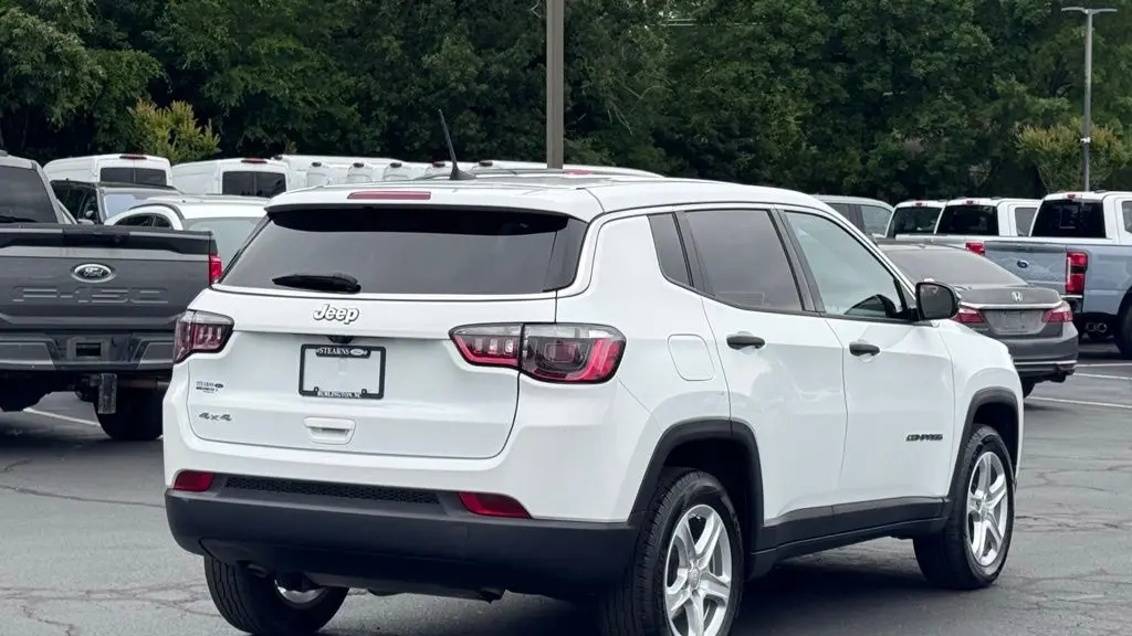 2023 Jeep Compass Sport