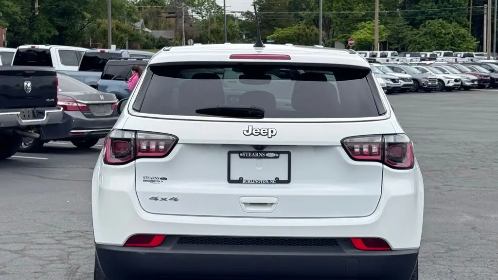 2023 Jeep Compass Sport