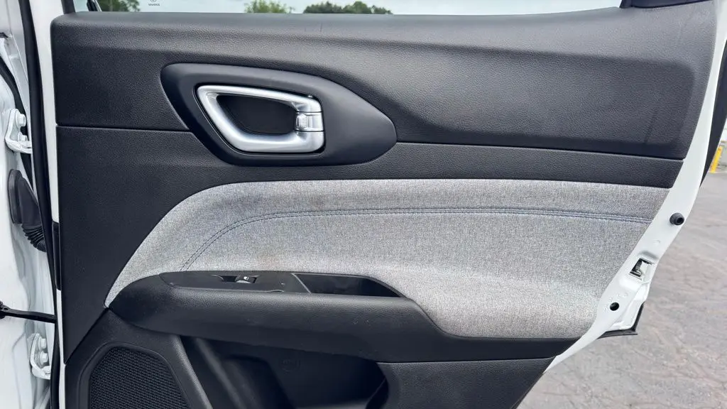 2023 Jeep Compass Sport