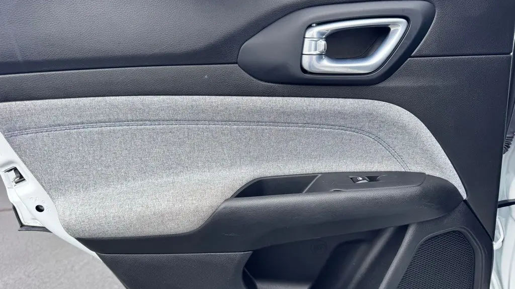 2023 Jeep Compass Sport