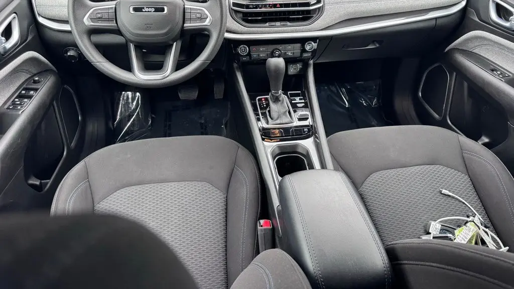 2023 Jeep Compass Sport