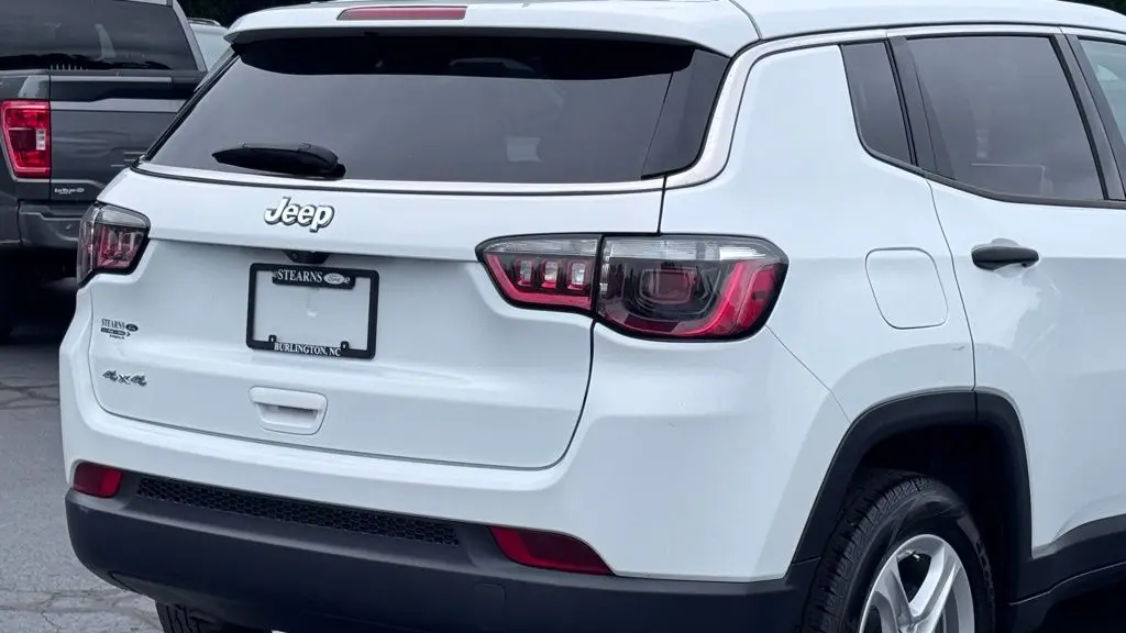 2023 Jeep Compass Sport