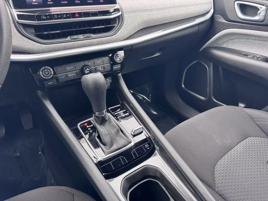 2023 Jeep Compass - $19,537