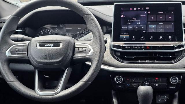 2024 Jeep Compass Sport