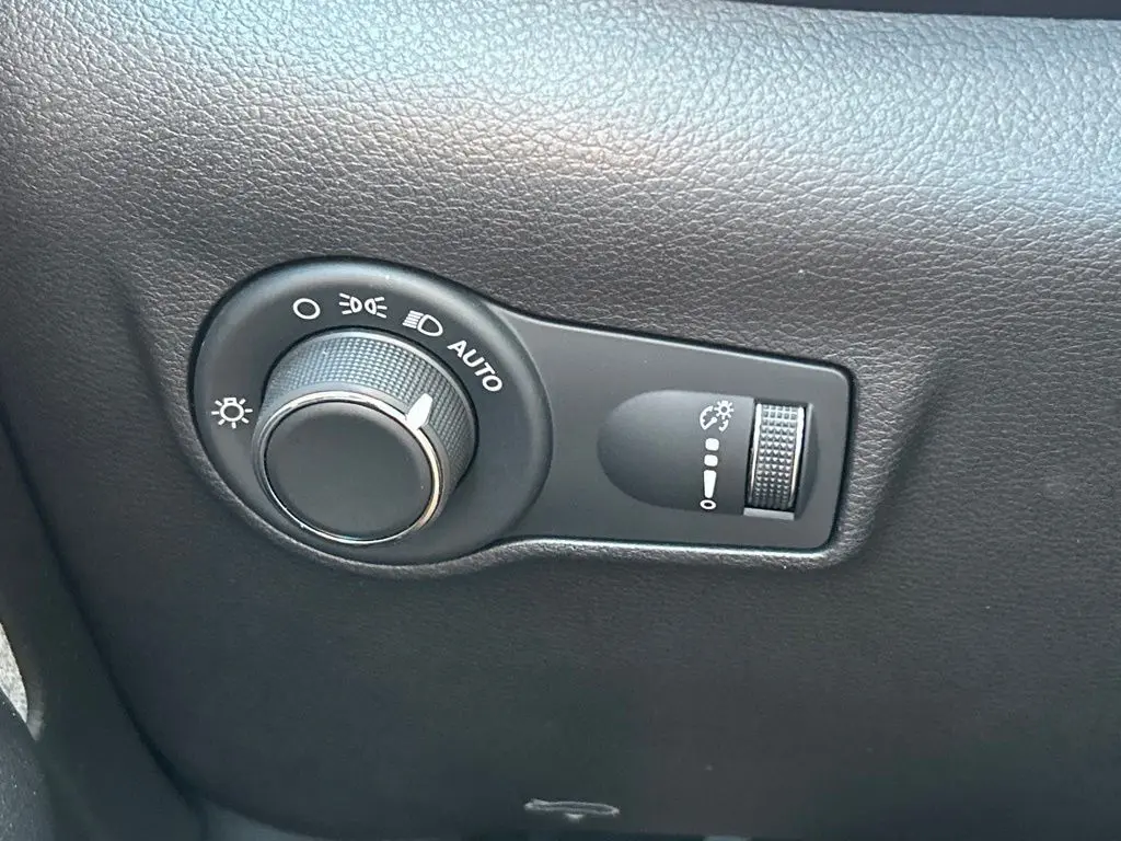 2024 Jeep Compass - $19,697