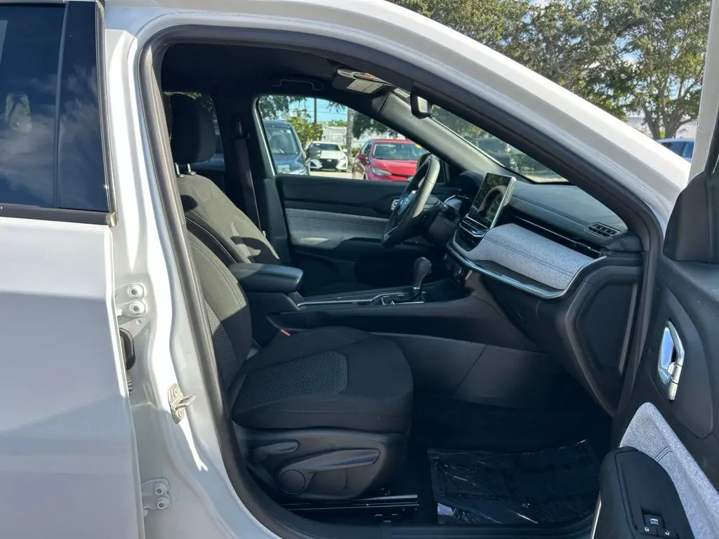2024 Jeep Compass - $19,697