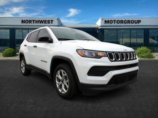 2025 Jeep Compass with Bright White Clearcoat Exterior