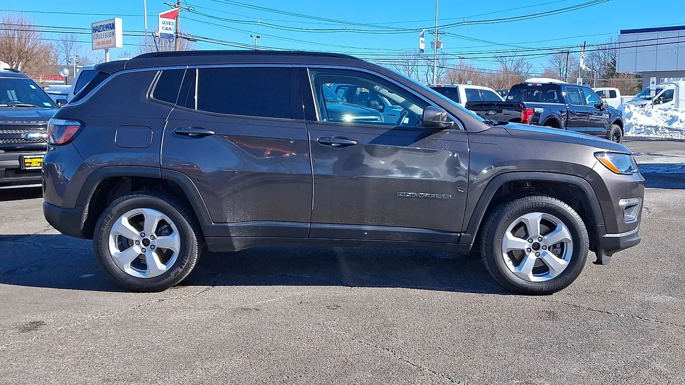 2020 Jeep Compass Sun and Safety Edition