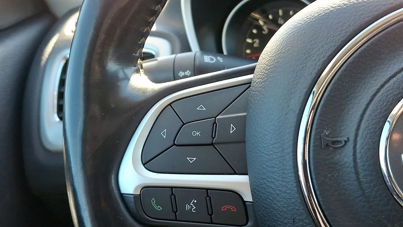 2020 Jeep Compass Sun and Safety Edition
