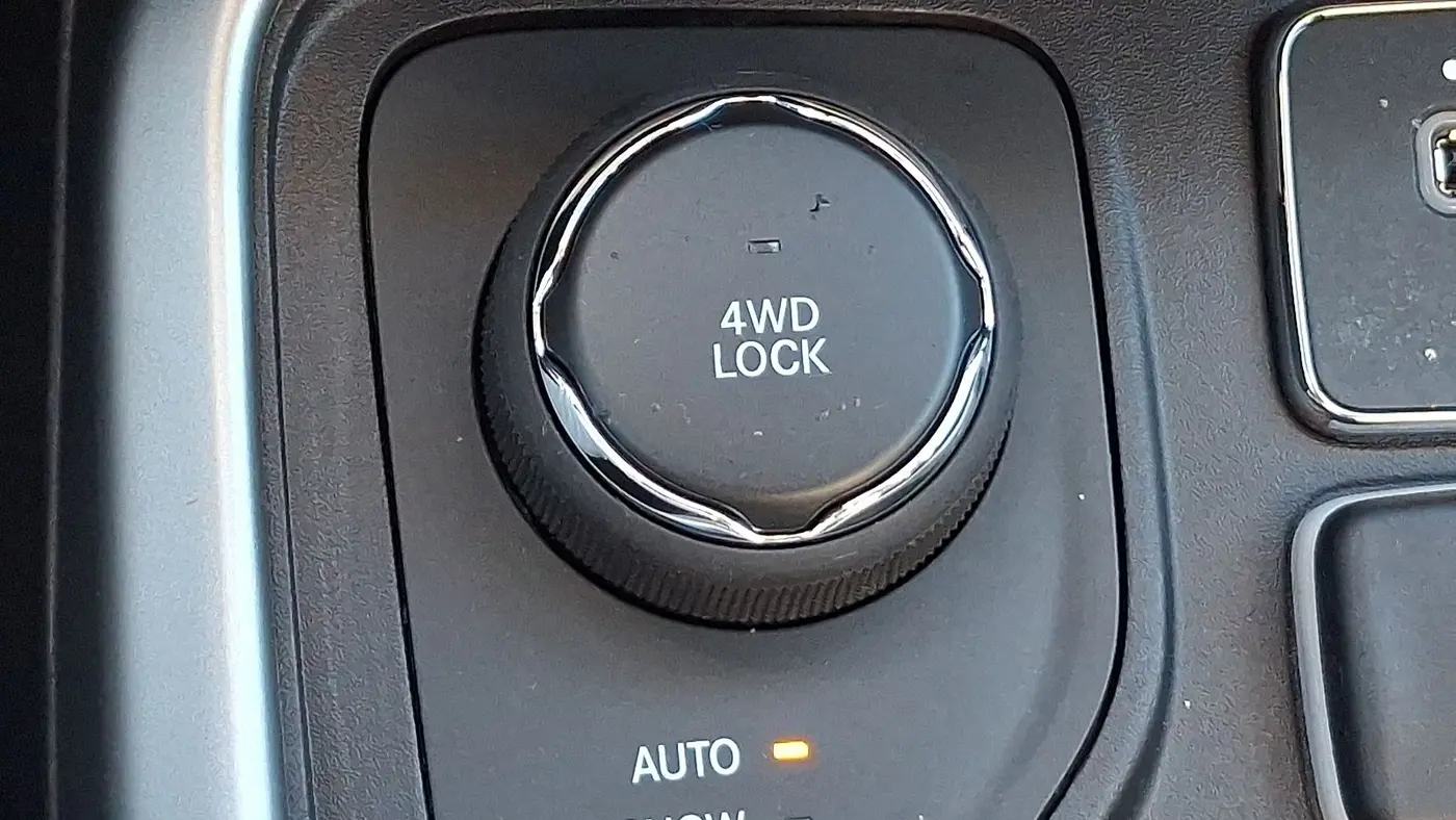 2020 Jeep Compass Sun and Safety Edition