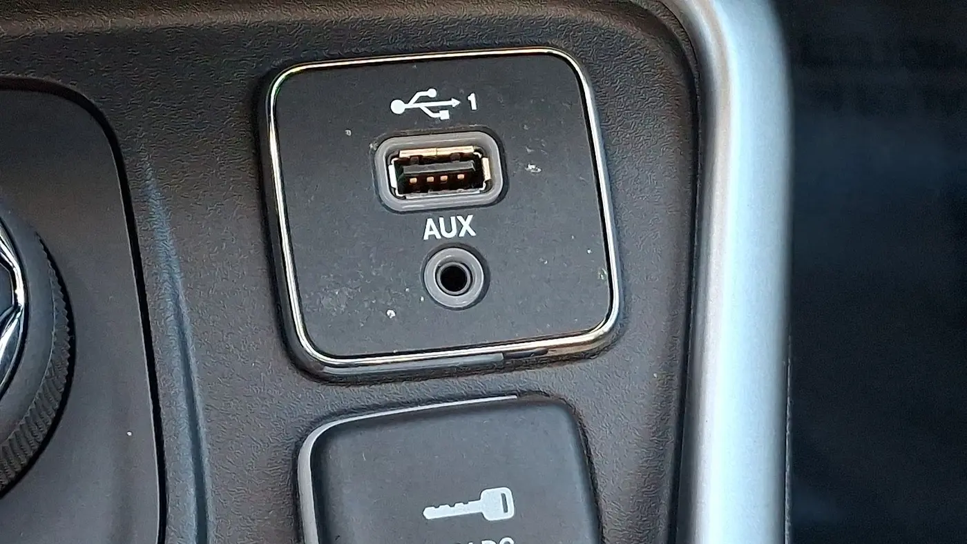 2020 Jeep Compass Sun and Safety Edition