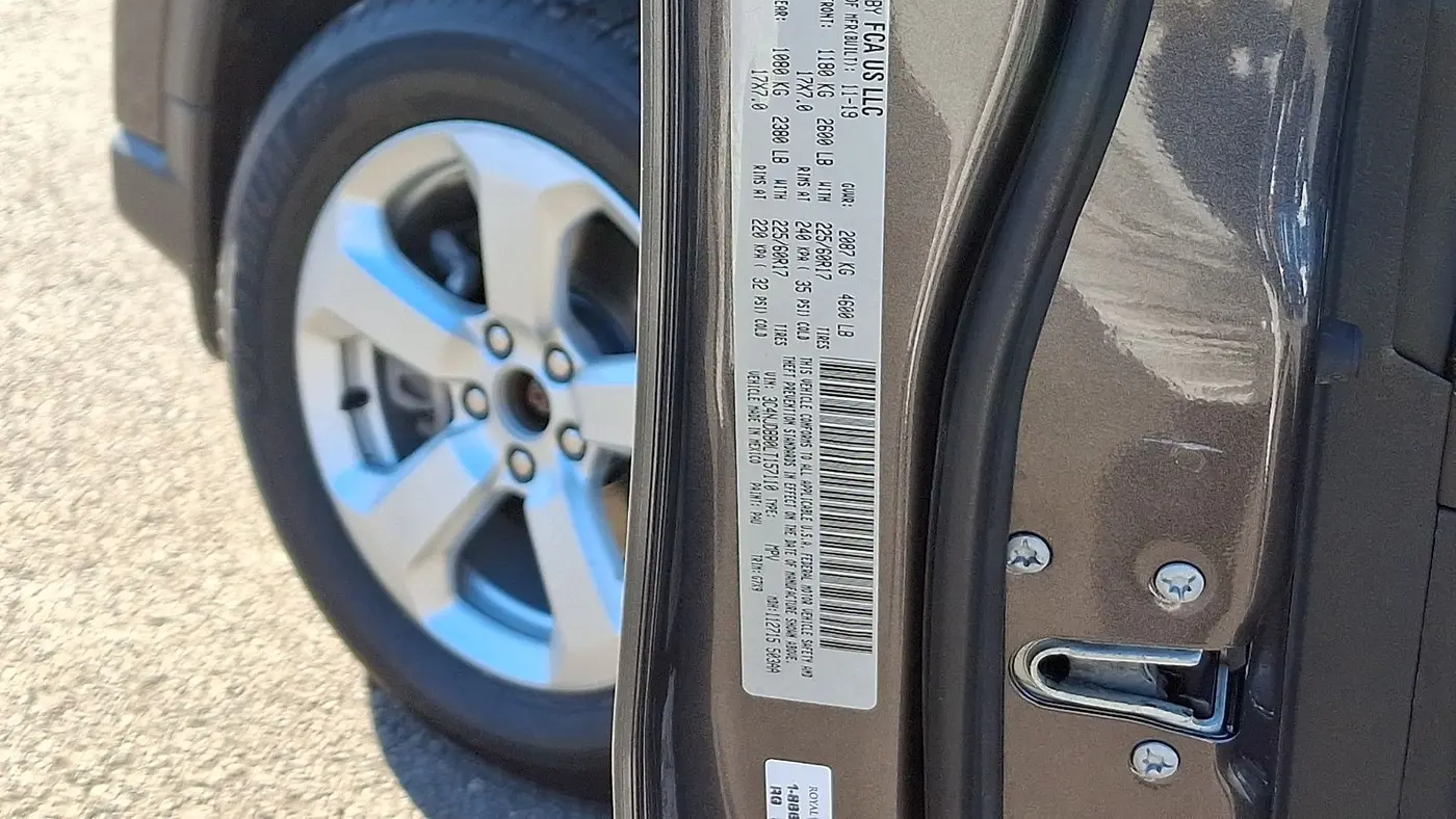 2020 Jeep Compass Sun and Safety Edition