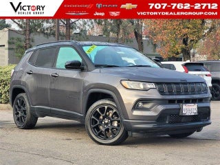 2022 Jeep Compass with Granite Crystal Metallic Clearcoat Exterior