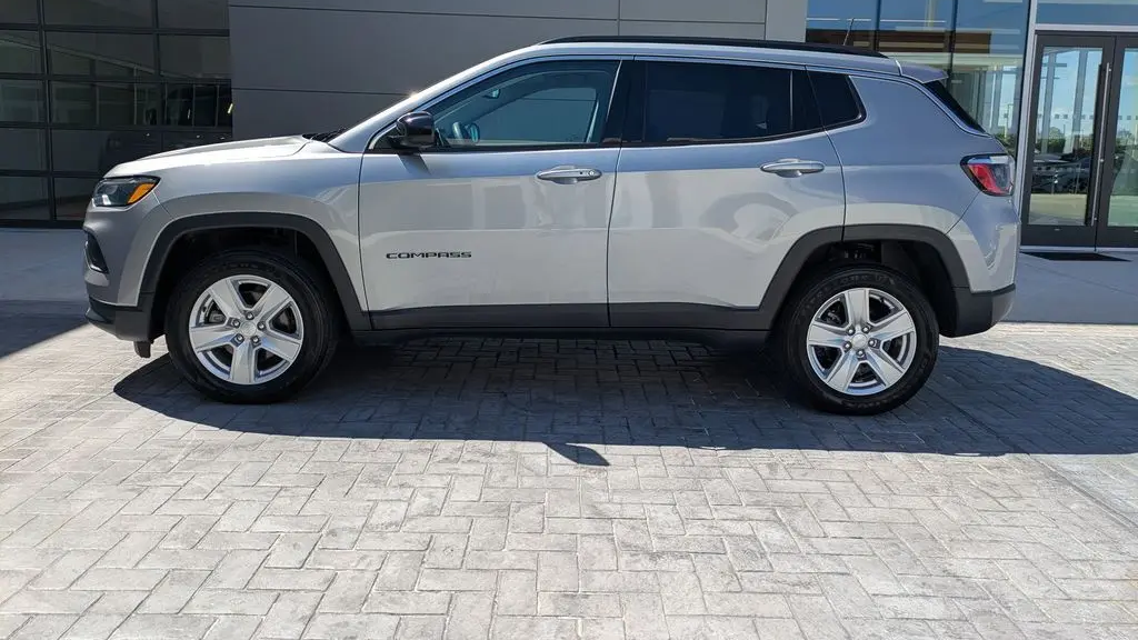 2022 Jeep Compass Latitude
