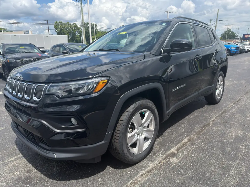 2022 Jeep Compass - $24,995