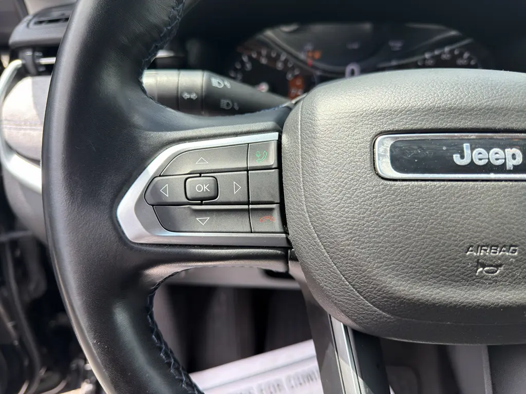 2022 Jeep Compass - $24,995