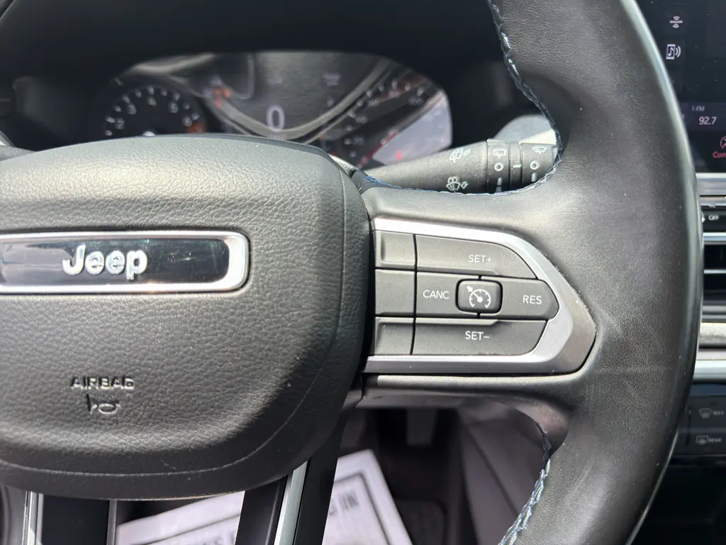 2022 Jeep Compass - $24,995
