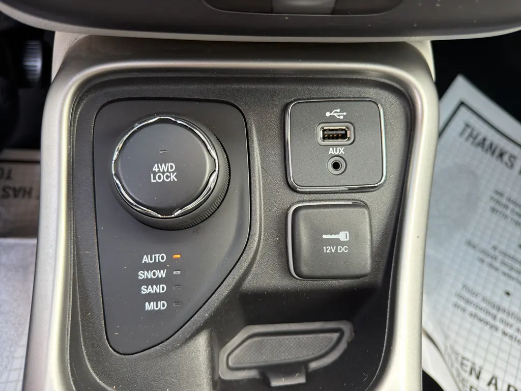 2018 Jeep Compass - $13,995