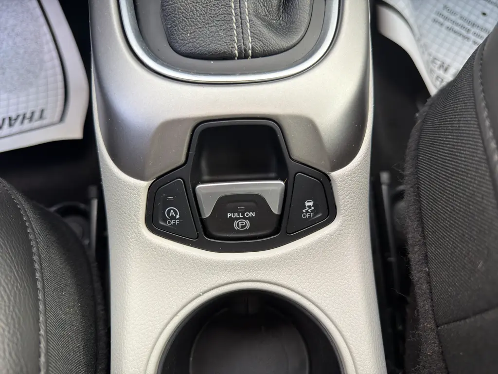 2018 Jeep Compass - $13,995