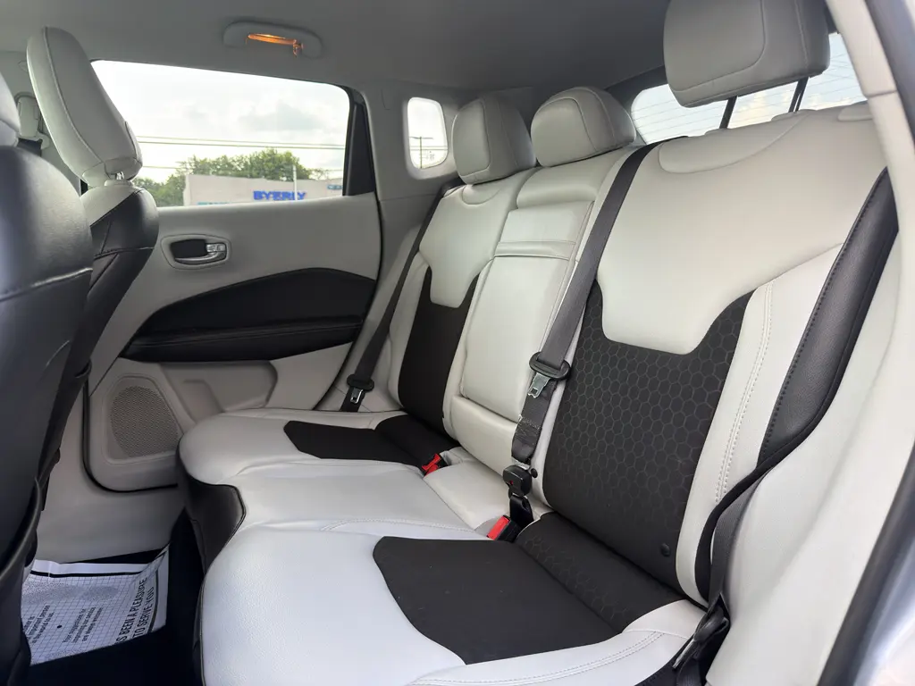 2018 Jeep Compass - $13,995