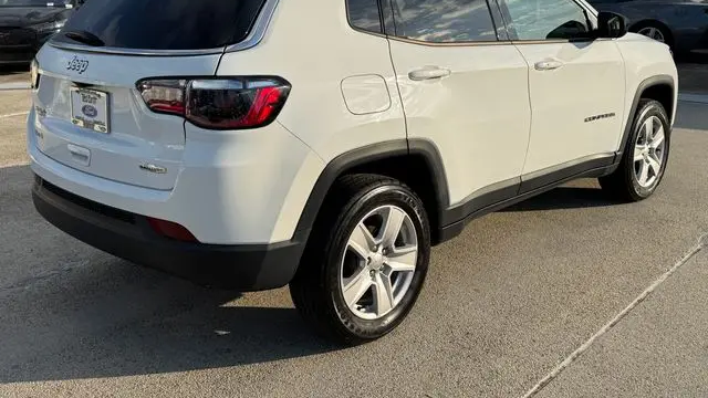 2022 Jeep Compass Latitude
