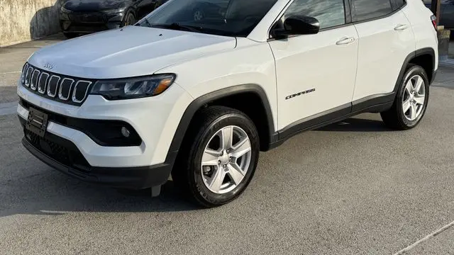 2022 Jeep Compass Latitude