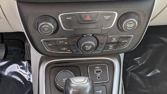 2020 Jeep Compass Sun and Safety Edition