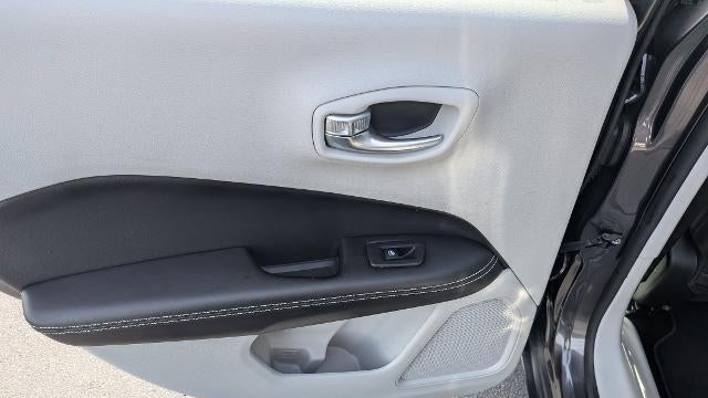 2020 Jeep Compass Sun and Safety Edition