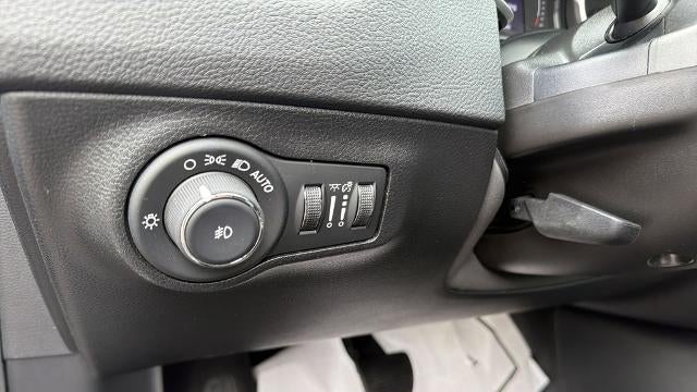 2020 Jeep Compass Sun and Safety Edition