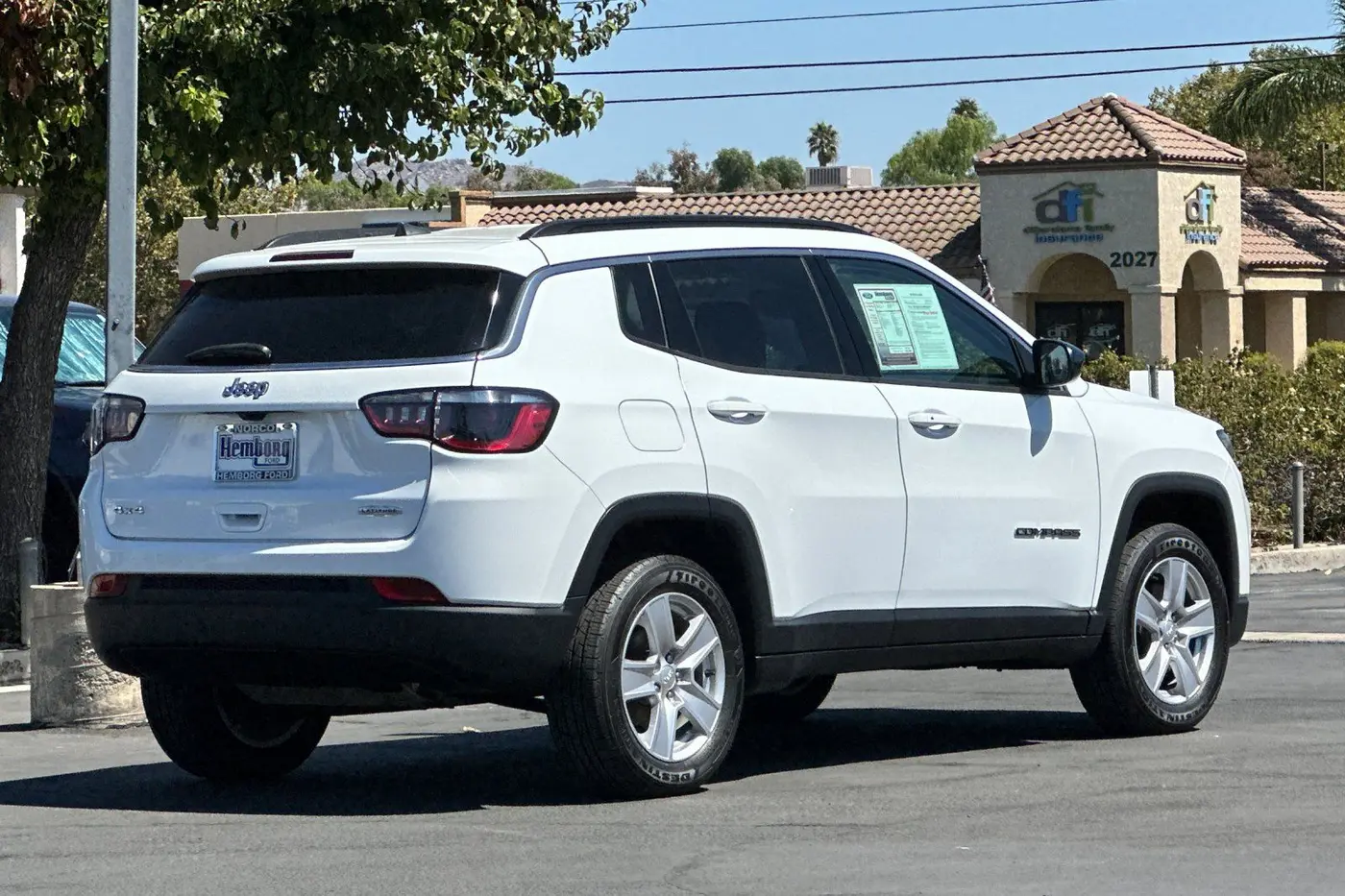 2022 Jeep Compass - $17,995