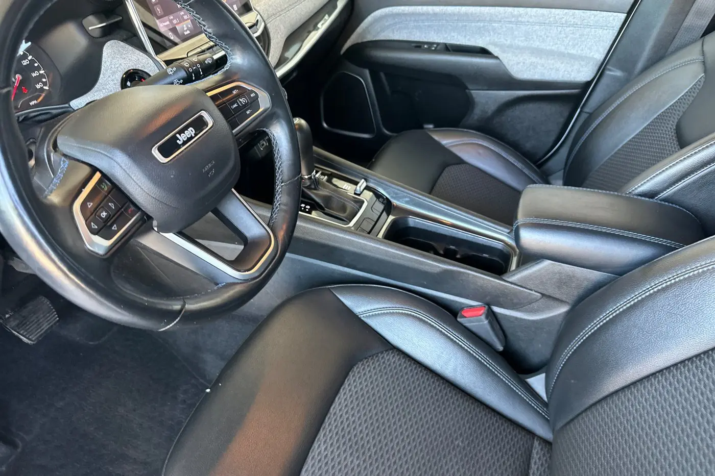2022 Jeep Compass - $17,995
