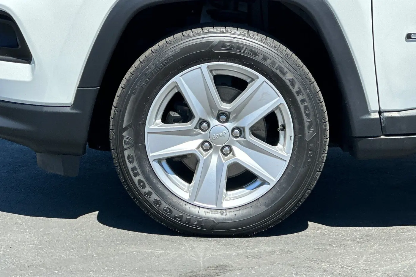 2022 Jeep Compass - $17,995