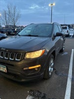 2018 Compass Thumbnail 3