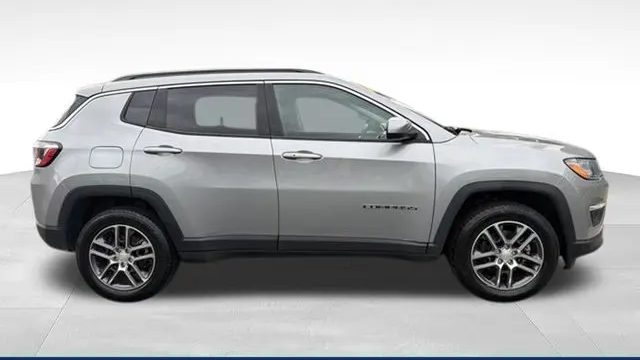 2020 Jeep Compass Sun and Safety Edition