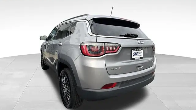2020 Jeep Compass Sun and Safety Edition
