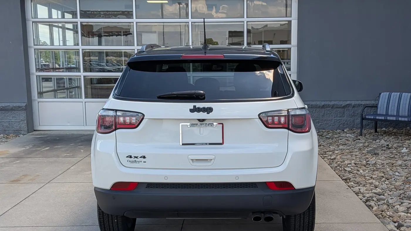 2020 Jeep Compass Sun and Safety Edition