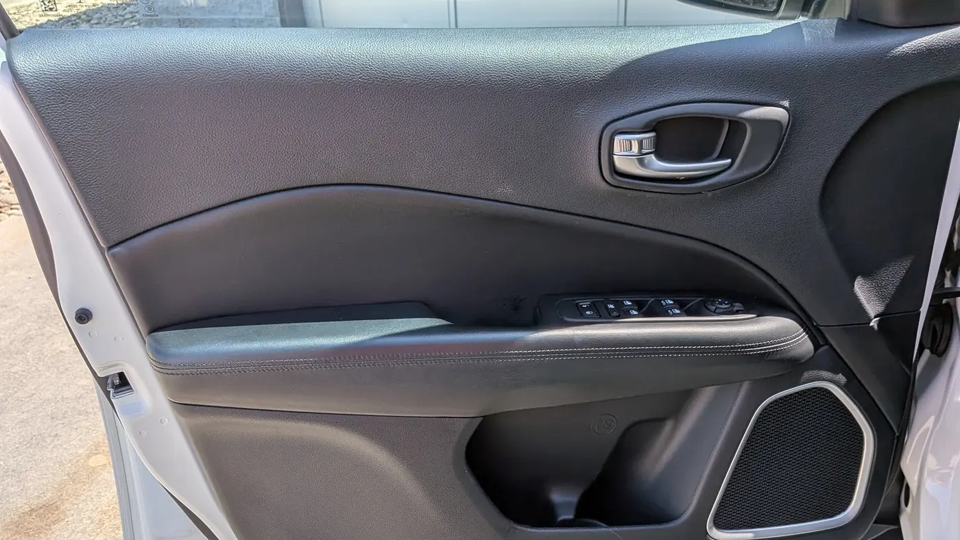 2020 Jeep Compass Sun and Safety Edition