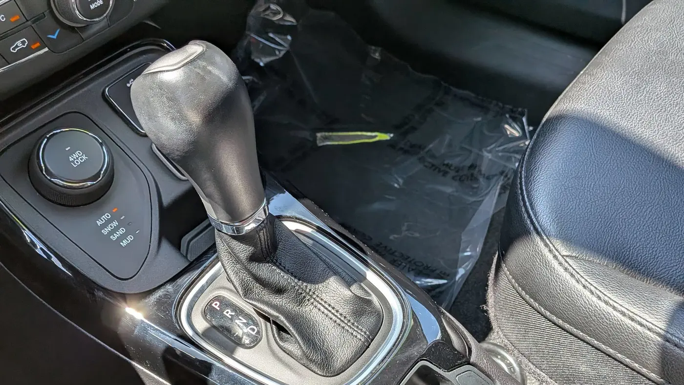 2020 Jeep Compass Sun and Safety Edition