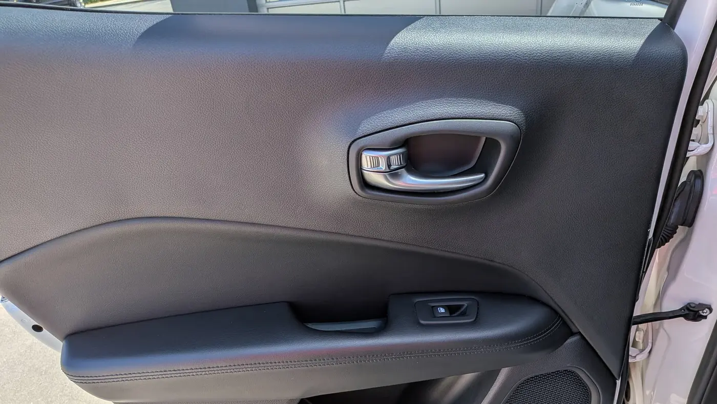 2020 Jeep Compass Sun and Safety Edition